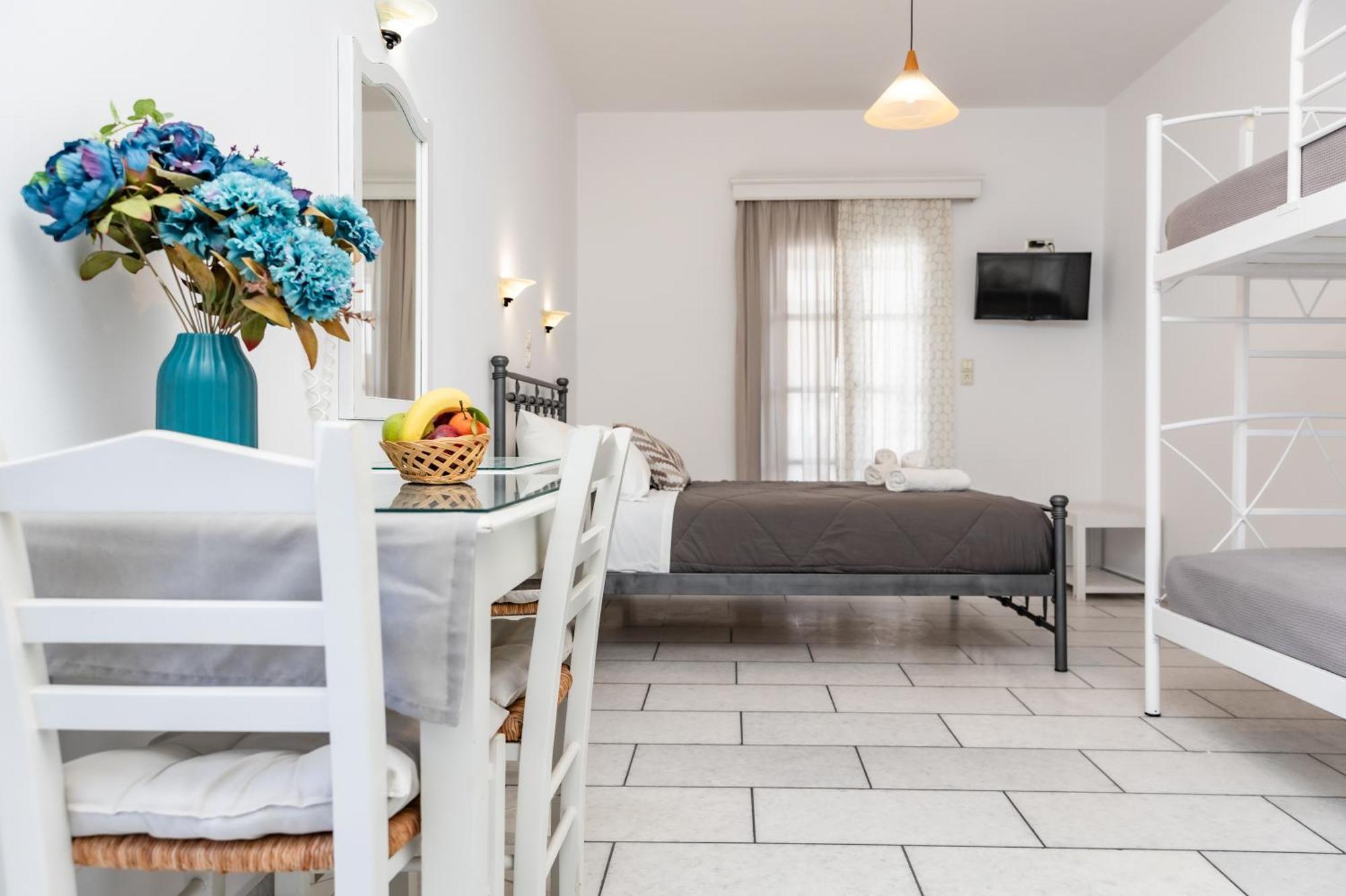 Depis Studios & Apartments Naxos City Bagian luar foto