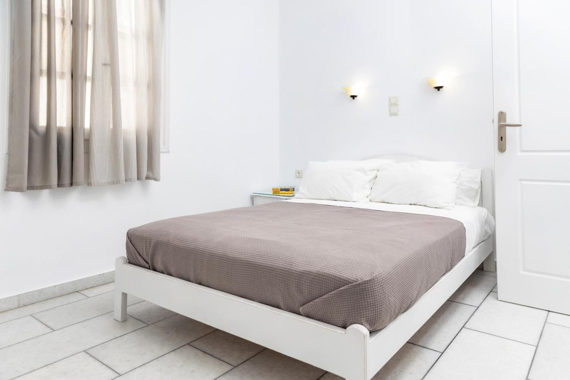 Depis Studios & Apartments Naxos City Bagian luar foto