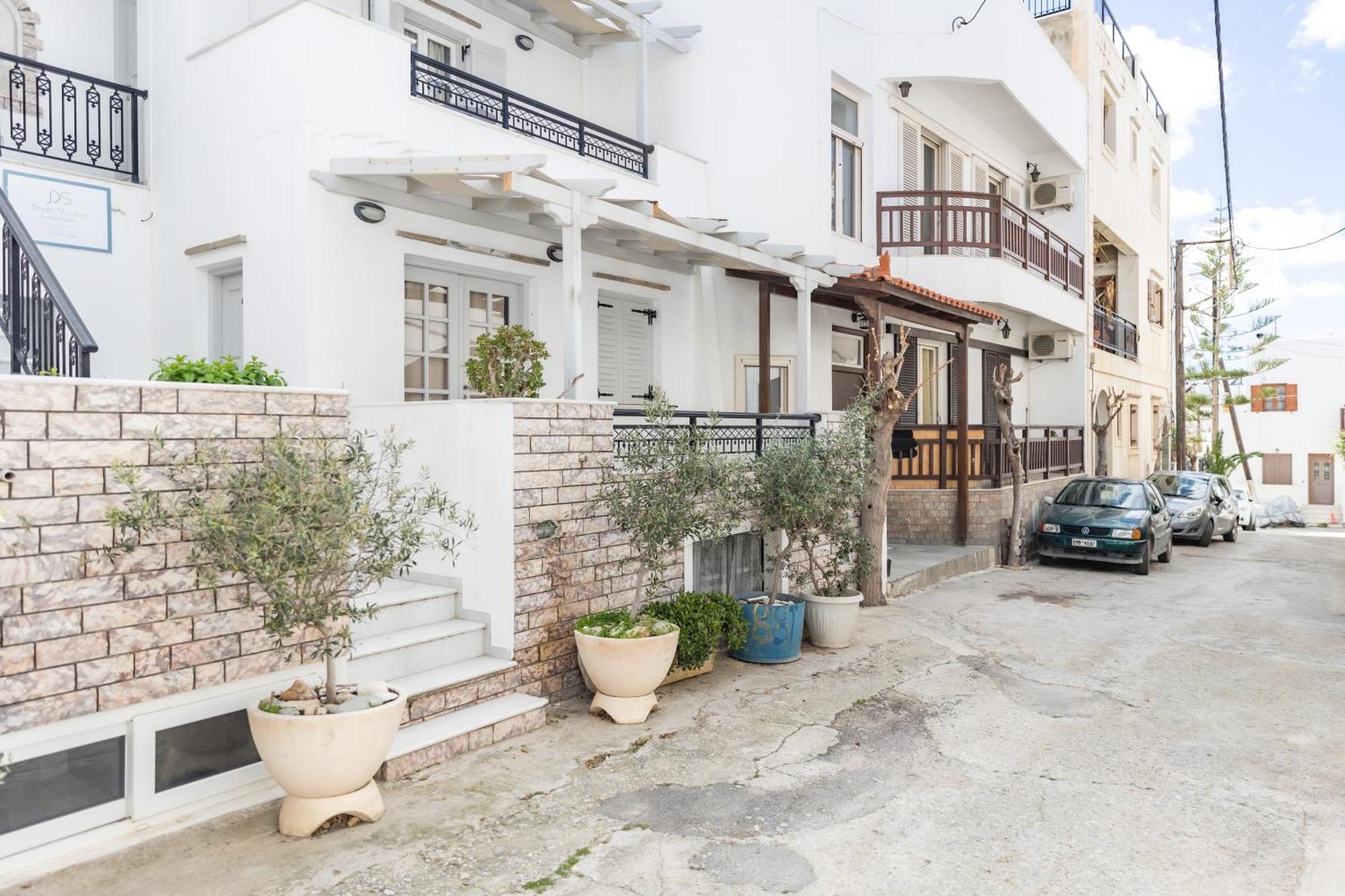 Depis Studios & Apartments Naxos City Bagian luar foto